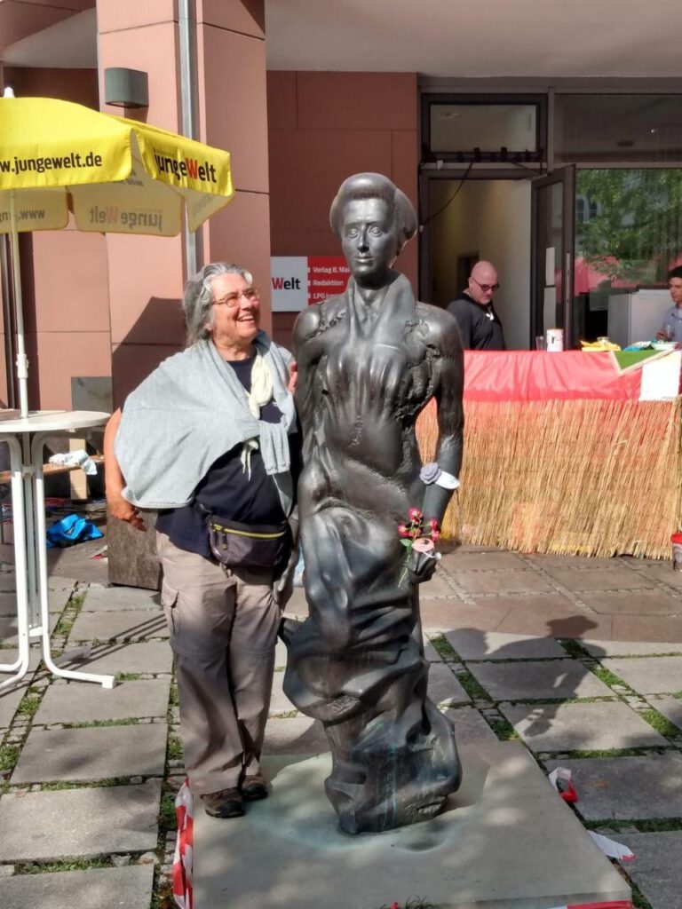 Auch Rosa Luxemburg gefiel das UZ-Pressefest